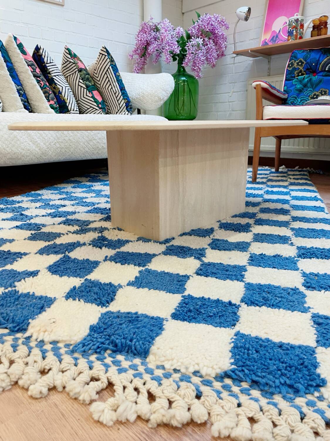 Coffee table in solid wood, 70s style.