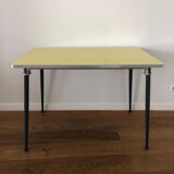 Mullca table