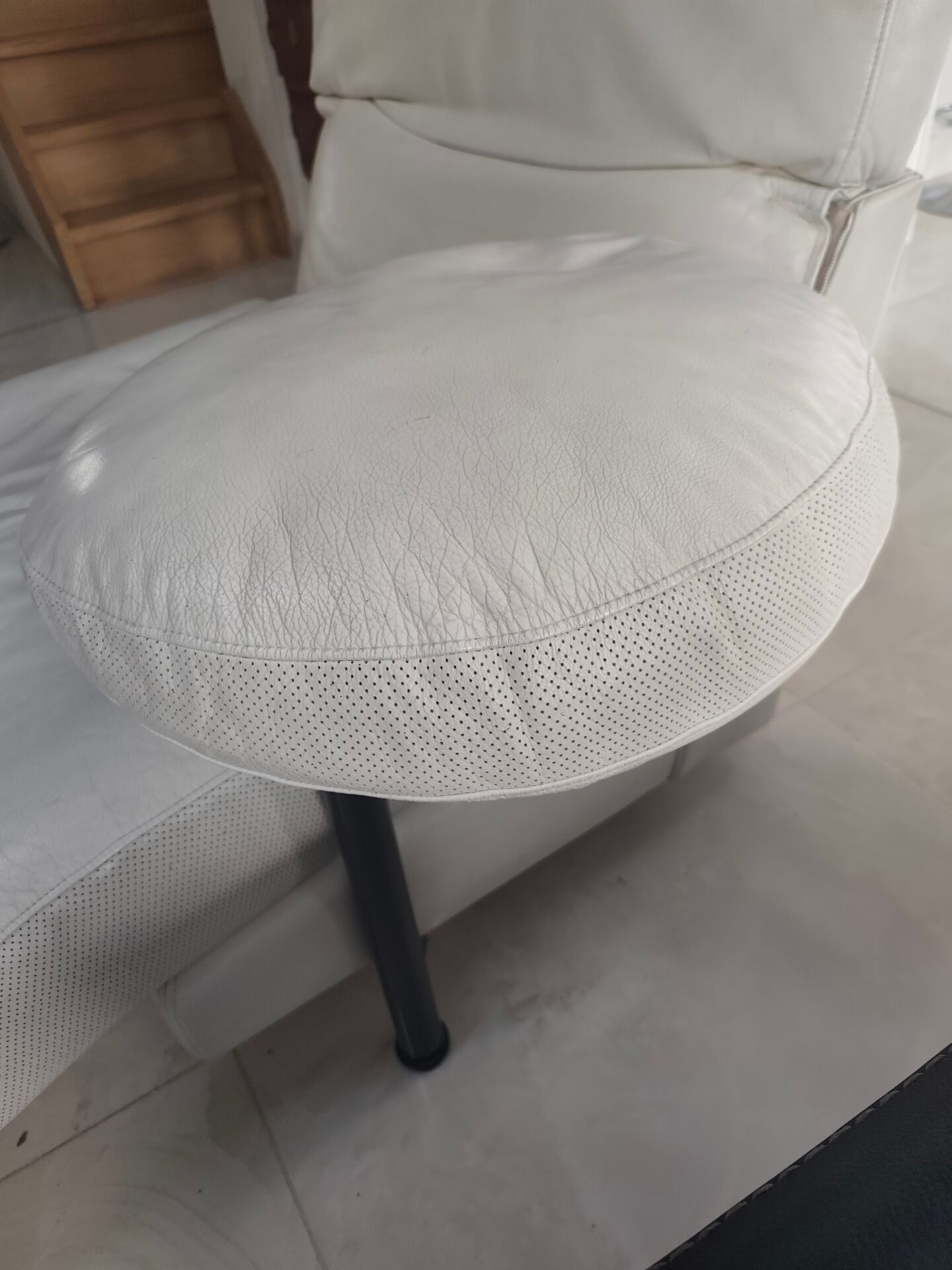 B & B Italia armchair model Arca from the 1980s in leather by Paolo Piva.