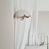 Petal lamp in greige and linen