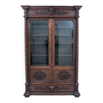 Library in the neo-renaissance style, circa 1890.