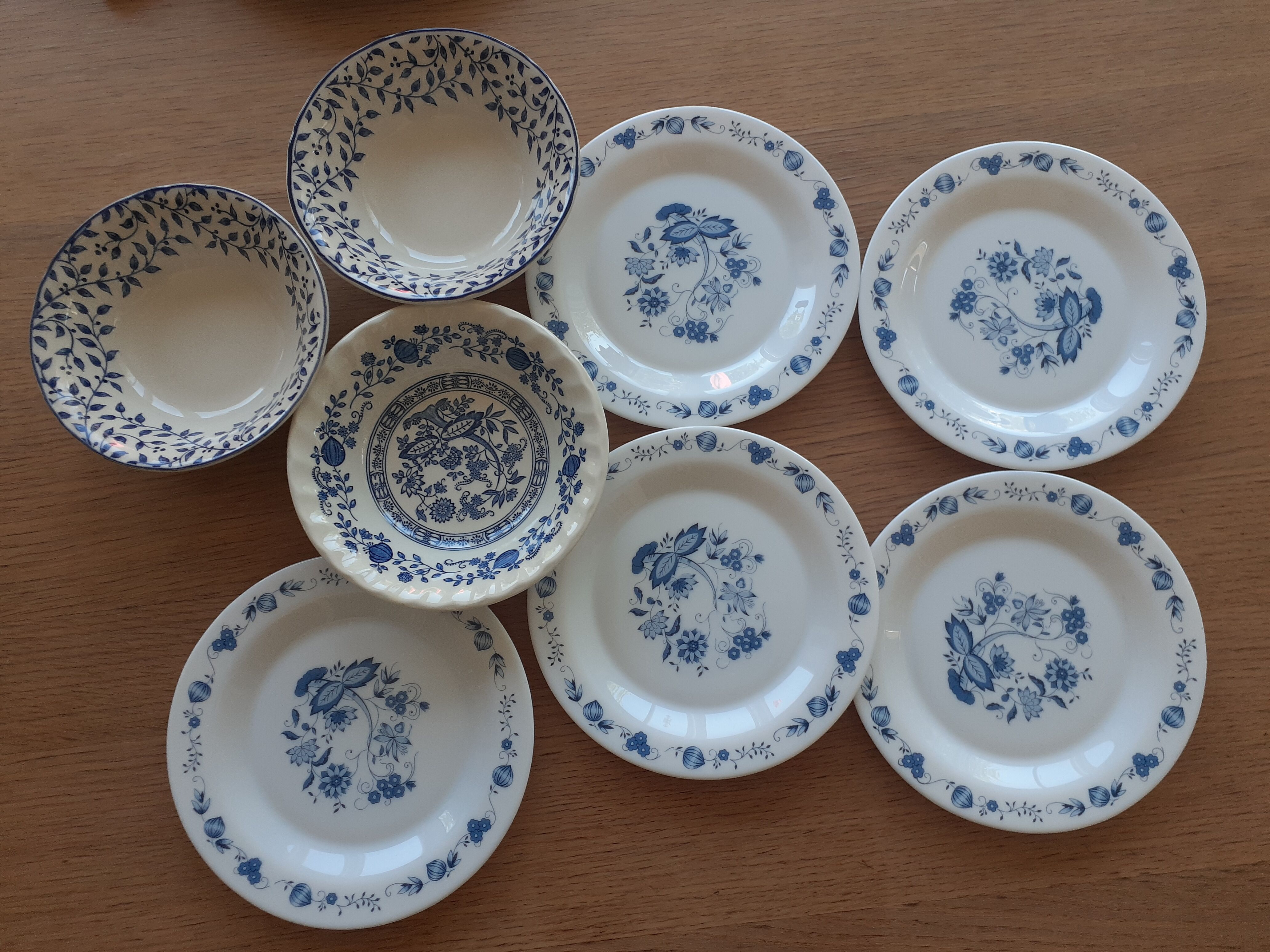 3 bowls and 5 blue plates