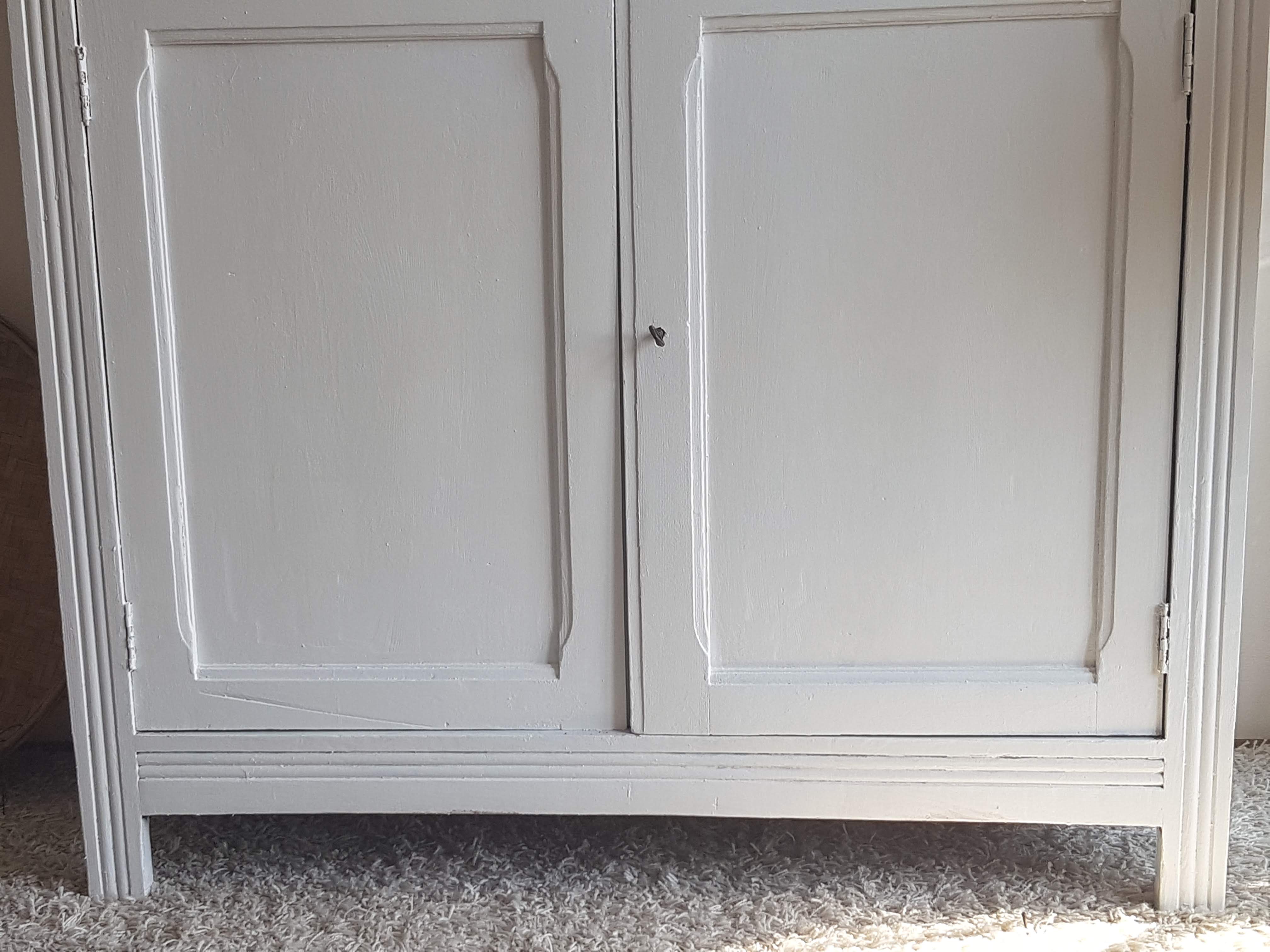 Old white Parisian buffet