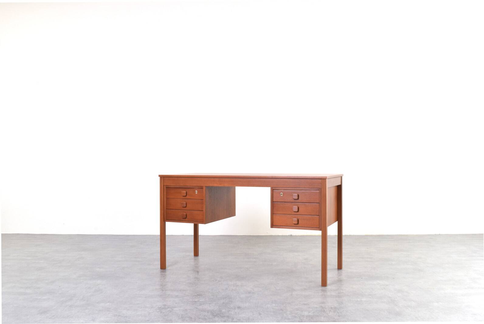 Mid-Century Danish Teak Desk from Domino Møbler, 1960s.