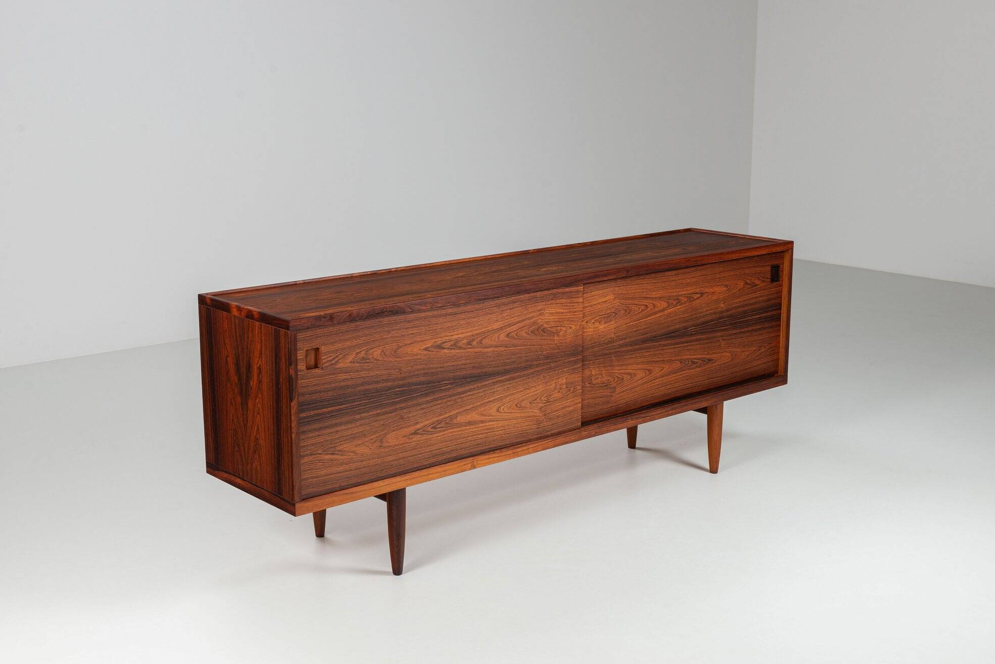 Niels Otto Moller sideboard in rosewood J.L. Mollers Denmark 1960