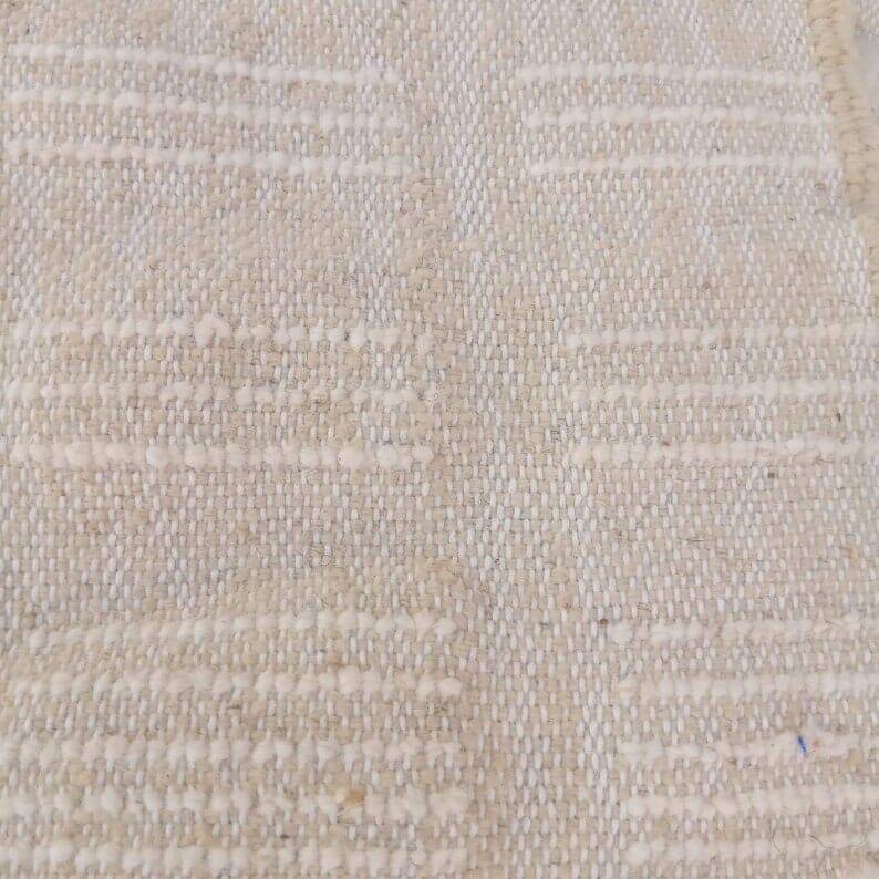 Tapis berbère en laine naturelle fait main blanche taille 140 x 260 cm