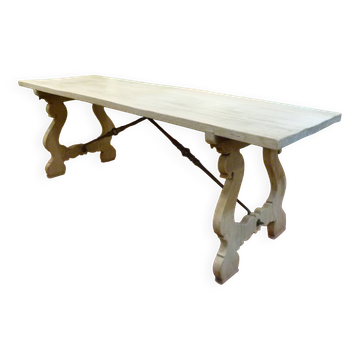 Oak table