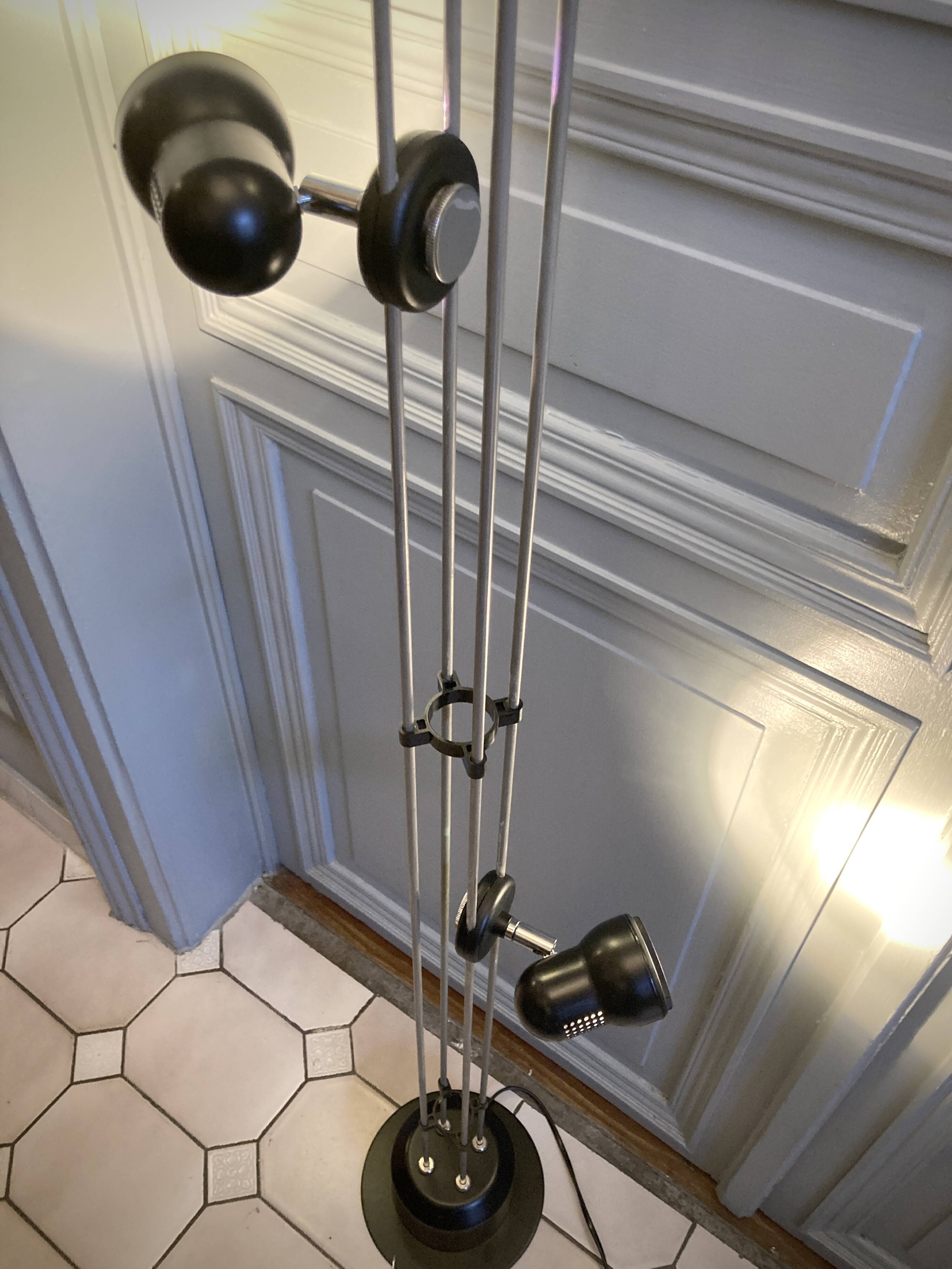 Adjustable and orientable light column 1980 for massive.