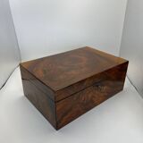 Biedermeier Box in Walnut Veneer on Maple, Austria, 1840s
