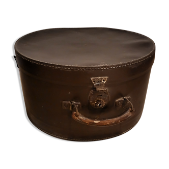 Hat box