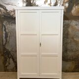 Parisian whipped cream wardrobe