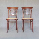 2 Thonet chairs No. 221 with bronze inlays, circa 1910