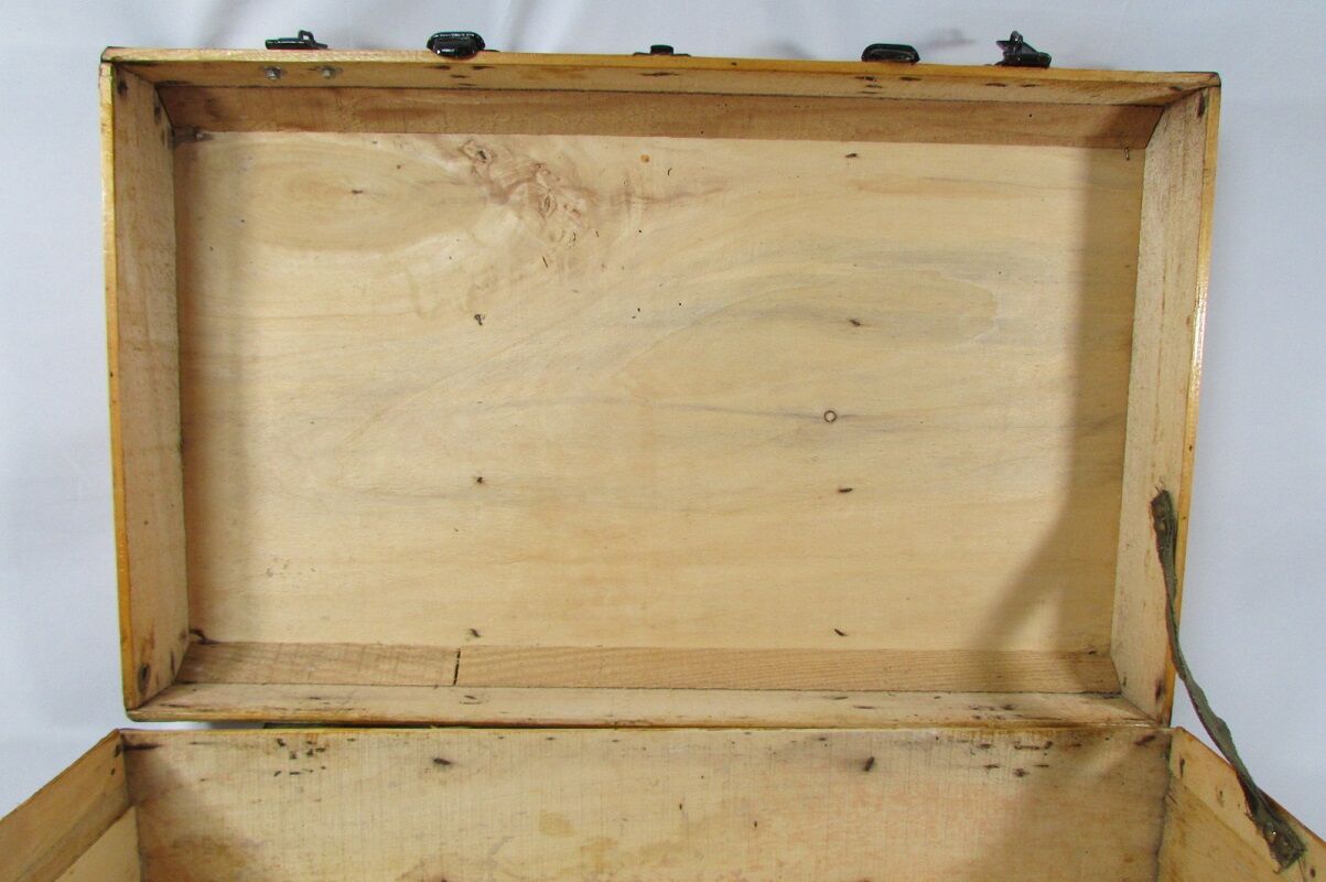 Suitcase, old wooden trunk