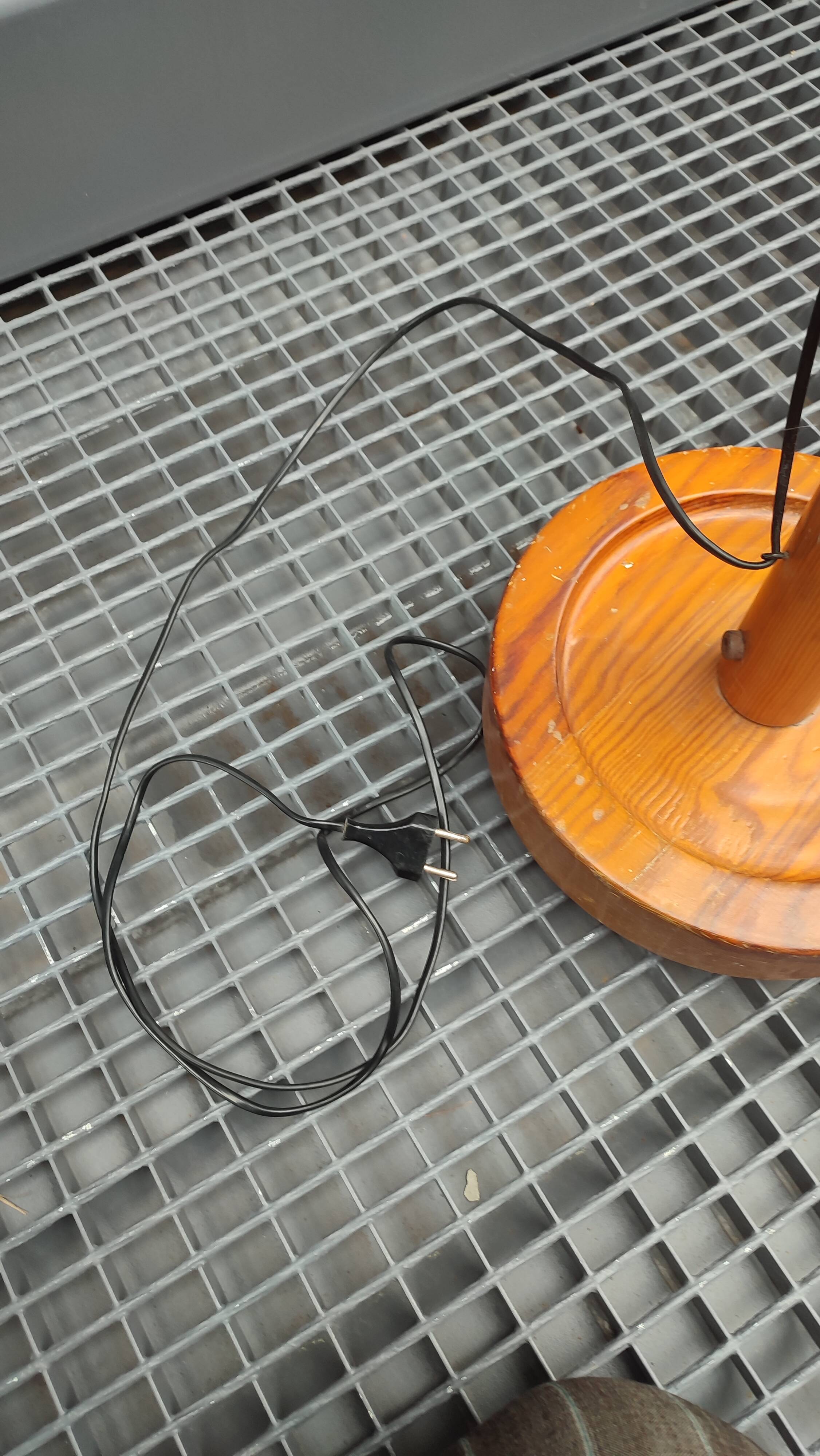 80s pine floor lamp