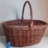 Vintage wicker oval basket