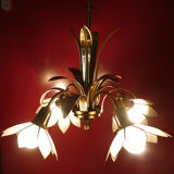 Lustre laiton et fleurs en pétales de nacre