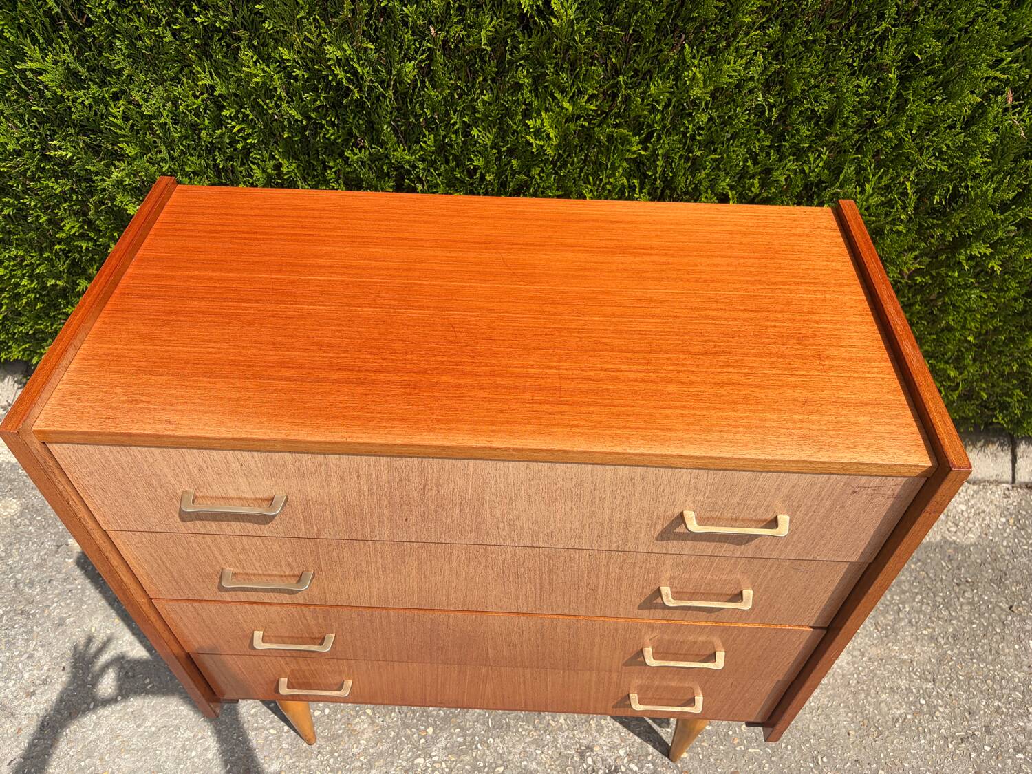 Vintage chest of drawers