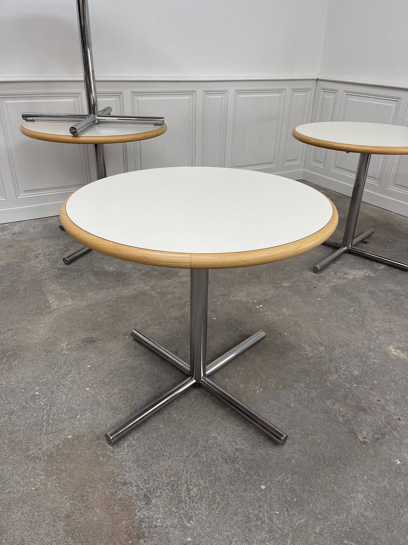 Dietiker vintage round table