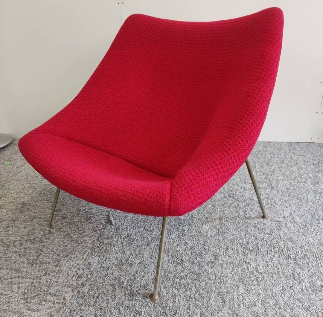 Oyster armchair by Pierre Paulin for Artifort