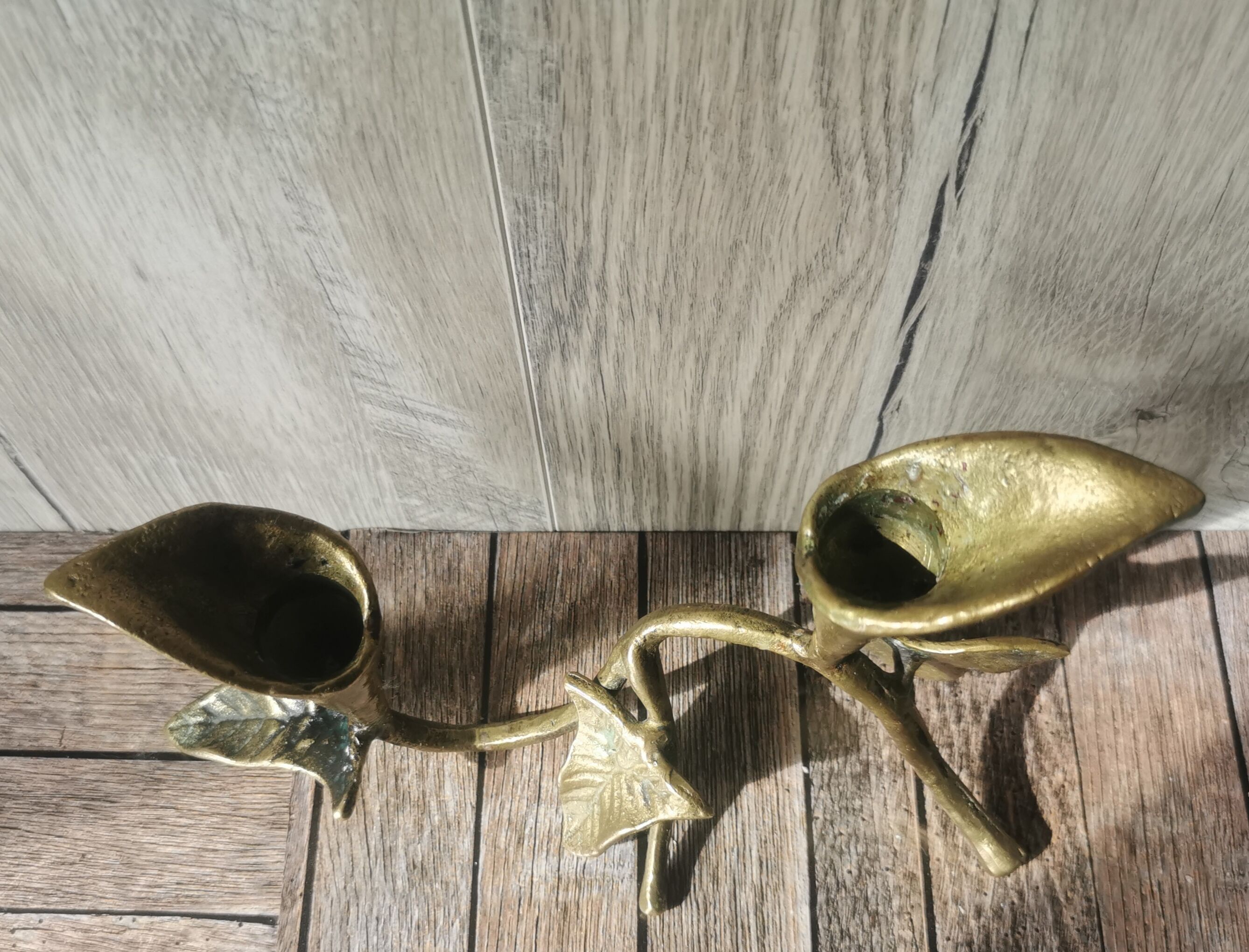 Table candle holder arums