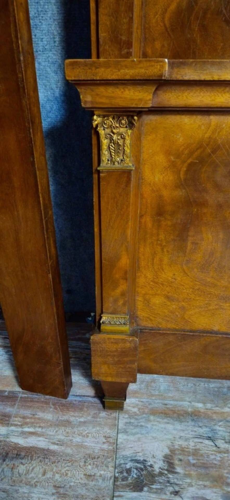 Antique grand lit in flame mahogany – Empire / Restoration / 20th century style
