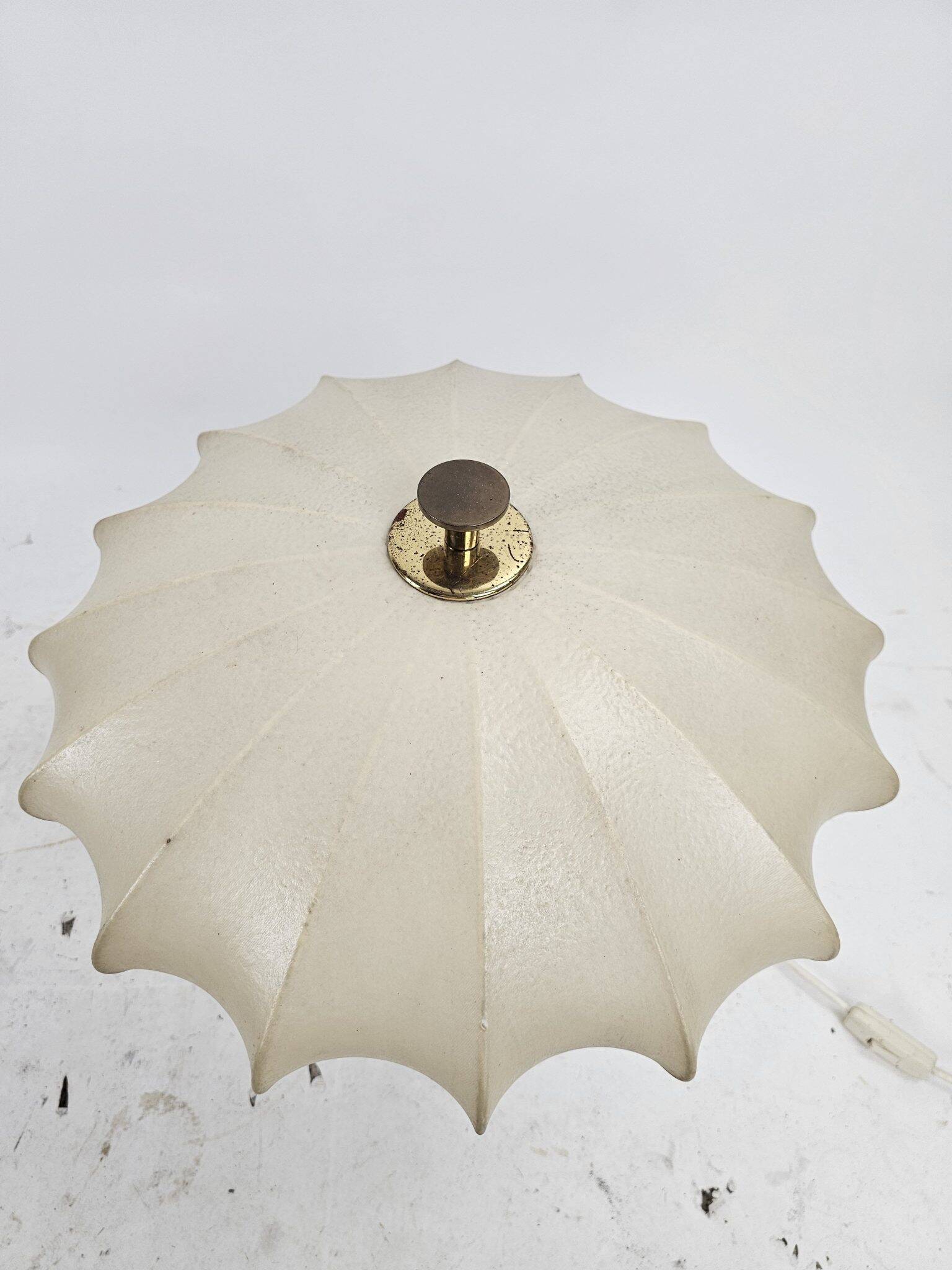 Cocoon table lamp