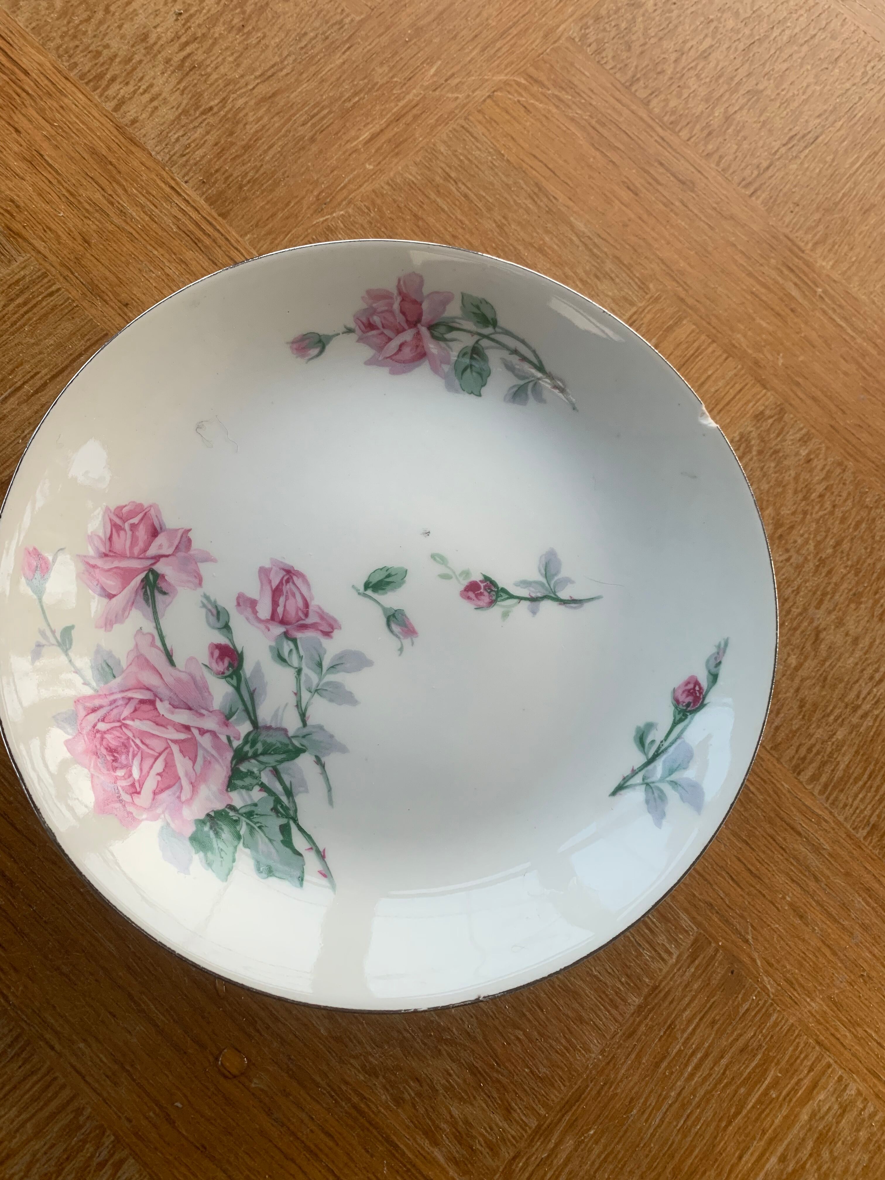 Porcelain compotier motifs of roses art deco signed HB France