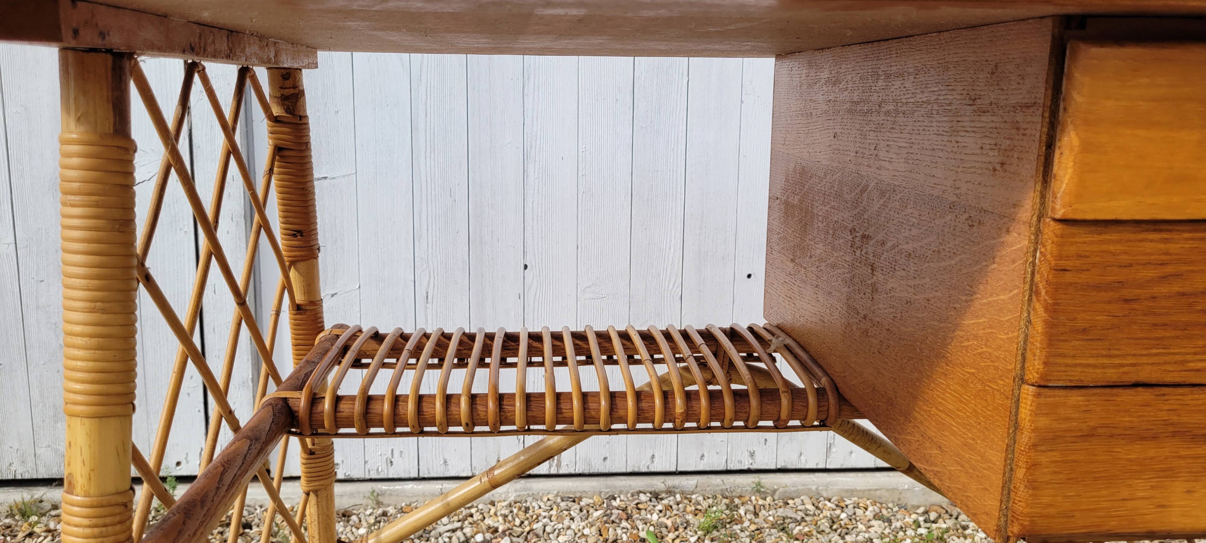 Bureau en rotin