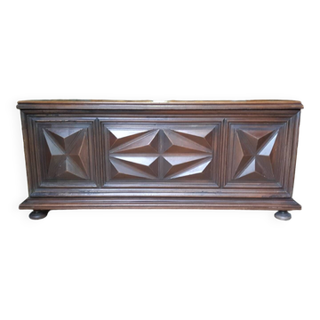 Grand coffre de style Louis XIII 168X53cm