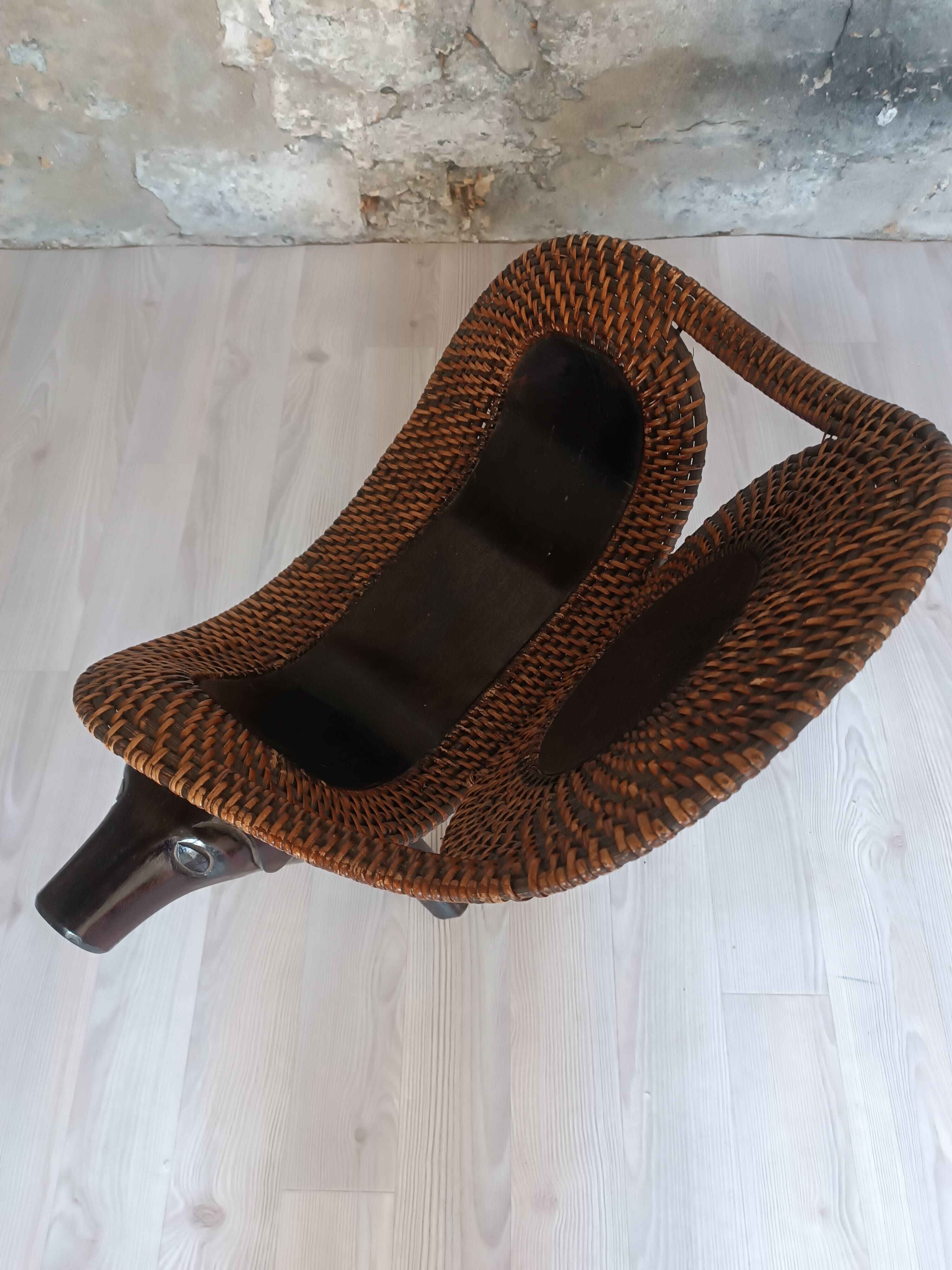 Wood and wicker "dog" armchair