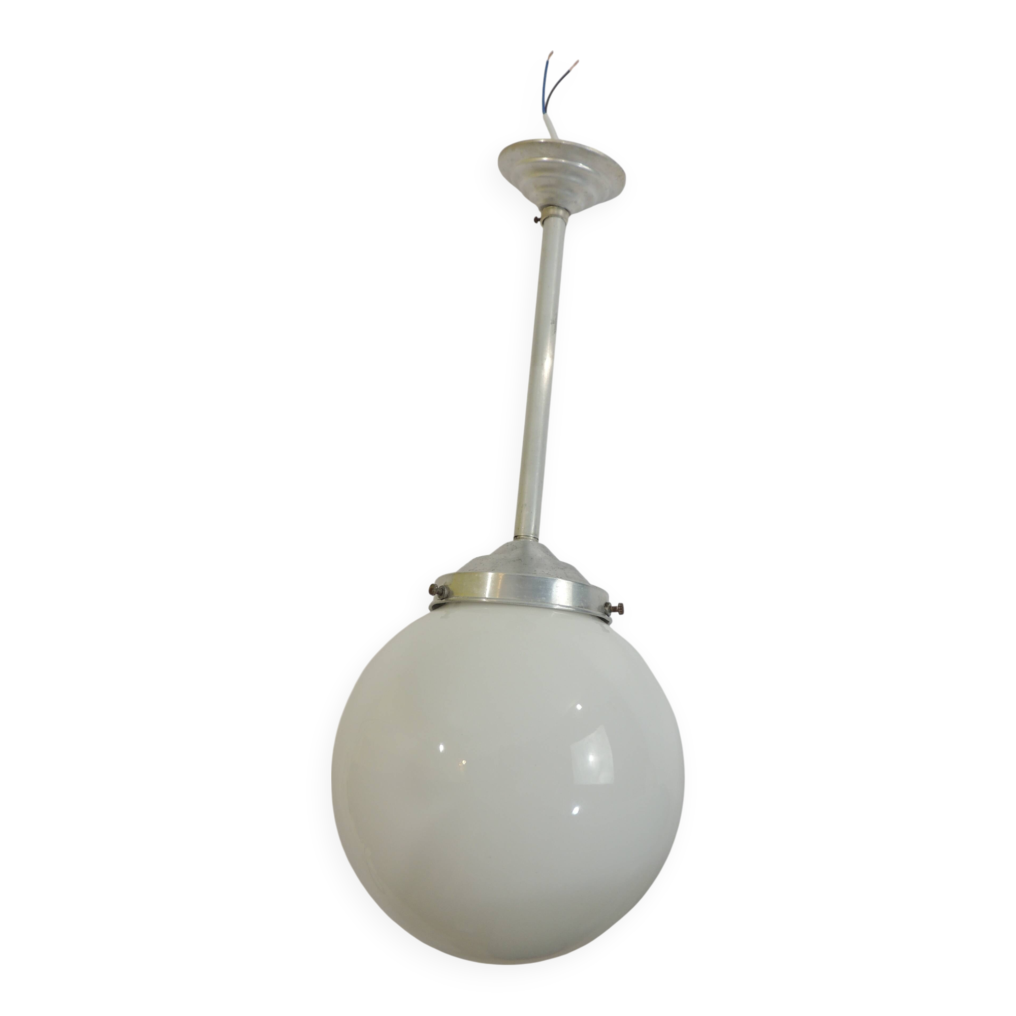 Vintage suspension in aluminum metal and opaline glass globe – Industrial design