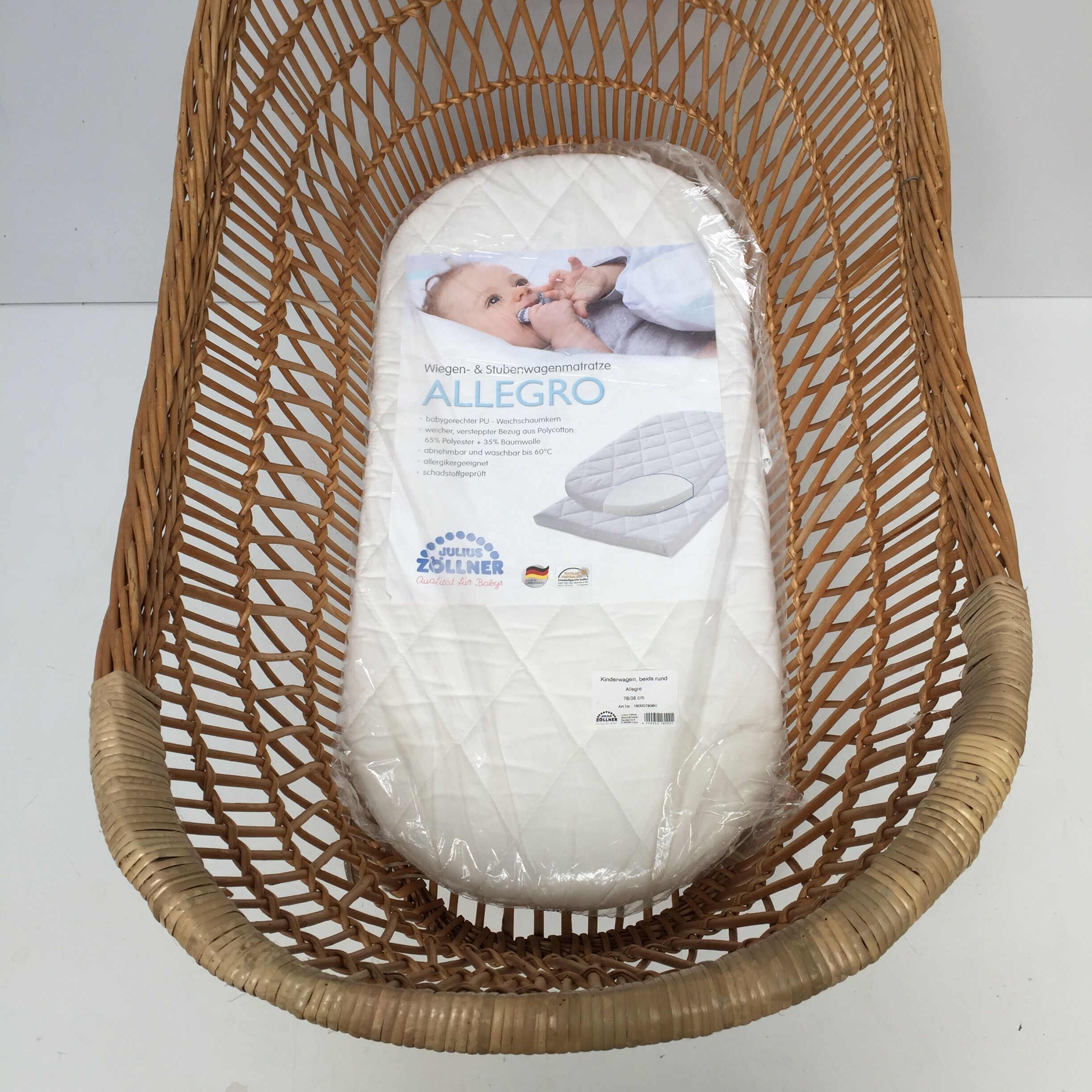Lit bébé berceau rotin vintage