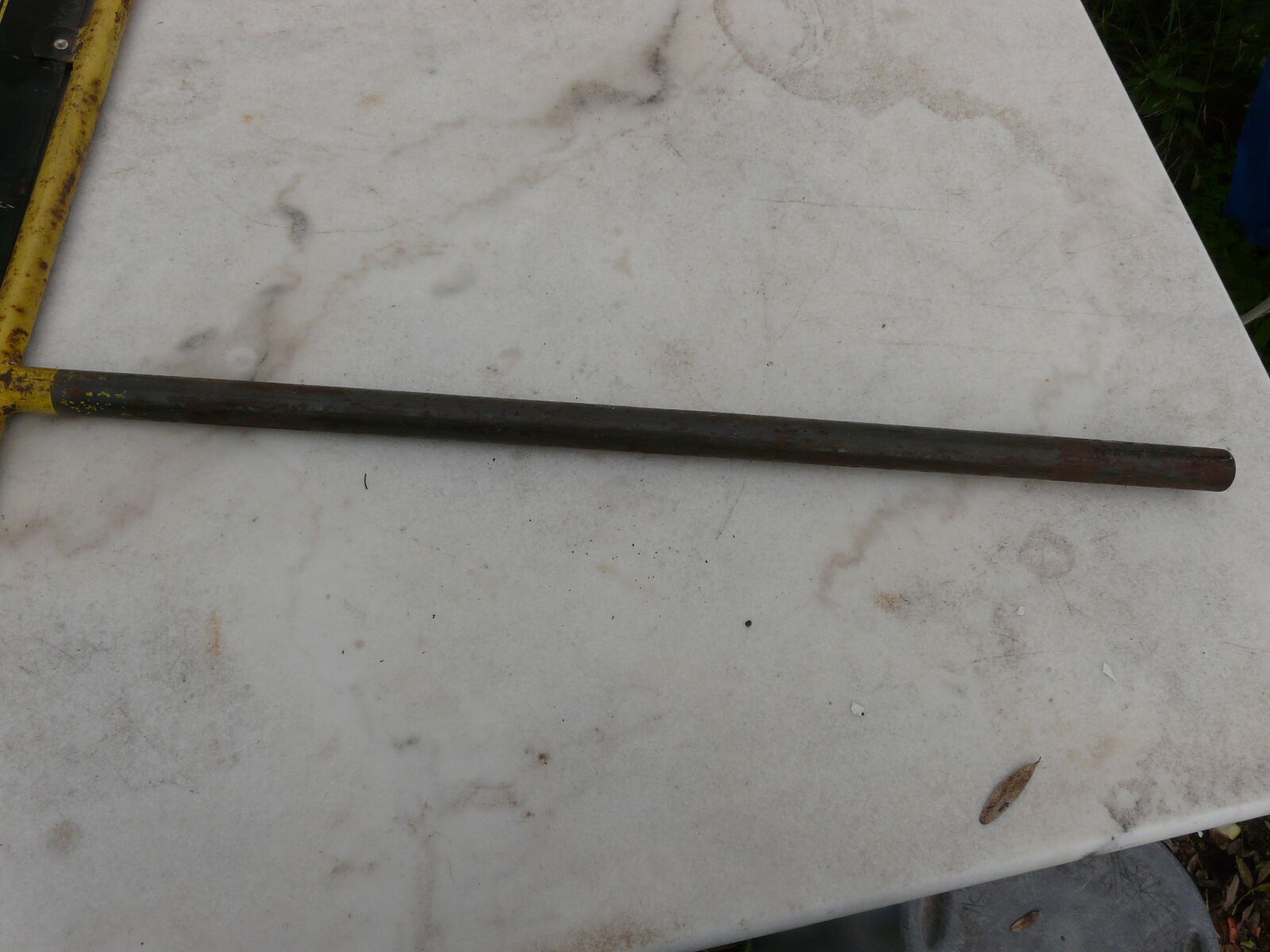 large sign plate in double-sided tole for Taraplast furniture