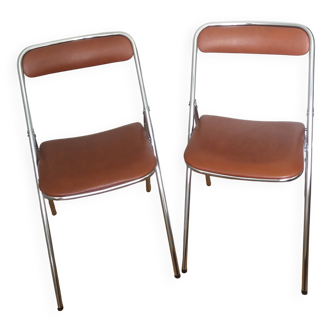 Souvignet folding chair, chrome metal and brown faux leather.