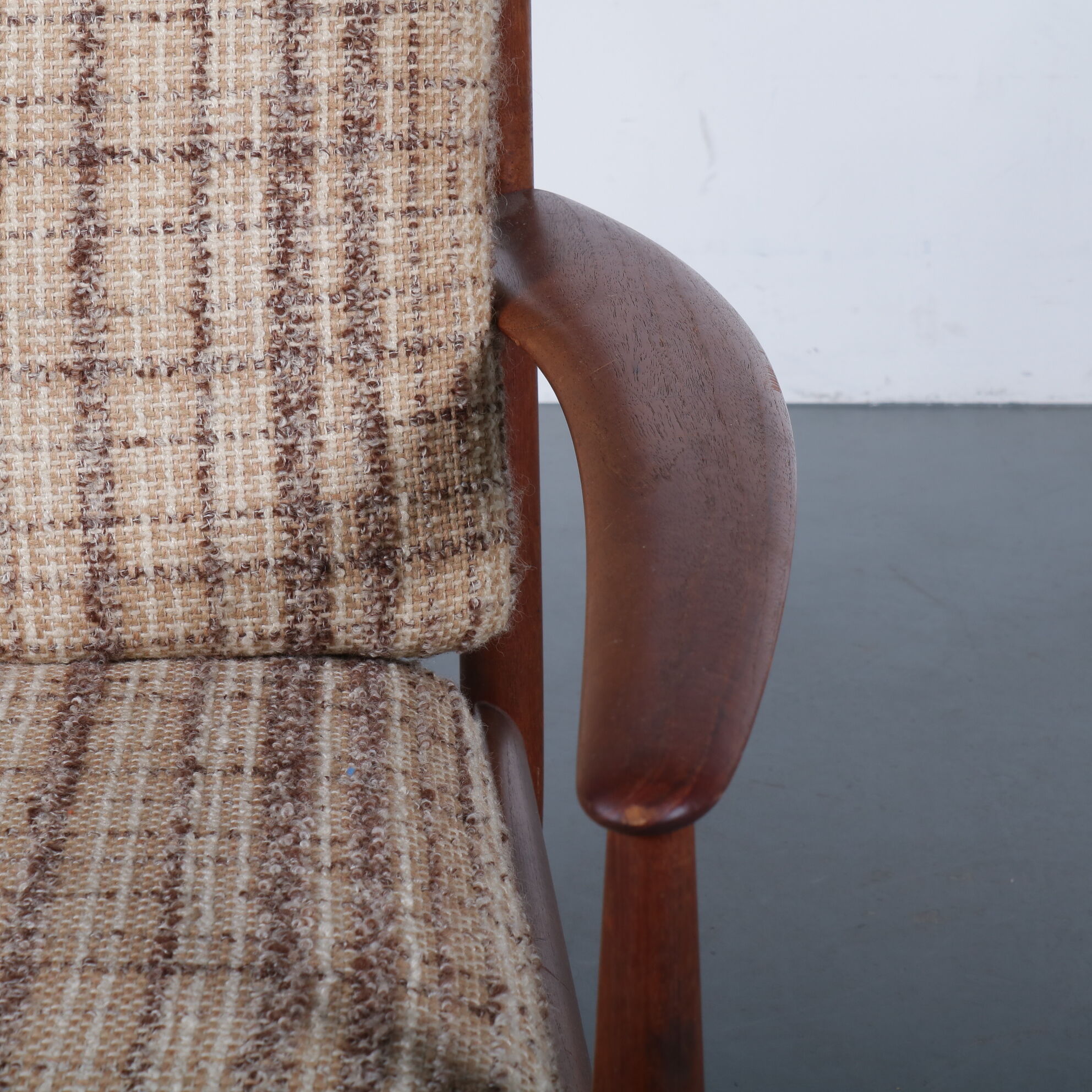 Fauteuil par Grete Jalk pour France et Daverkosen au Danemark 1950