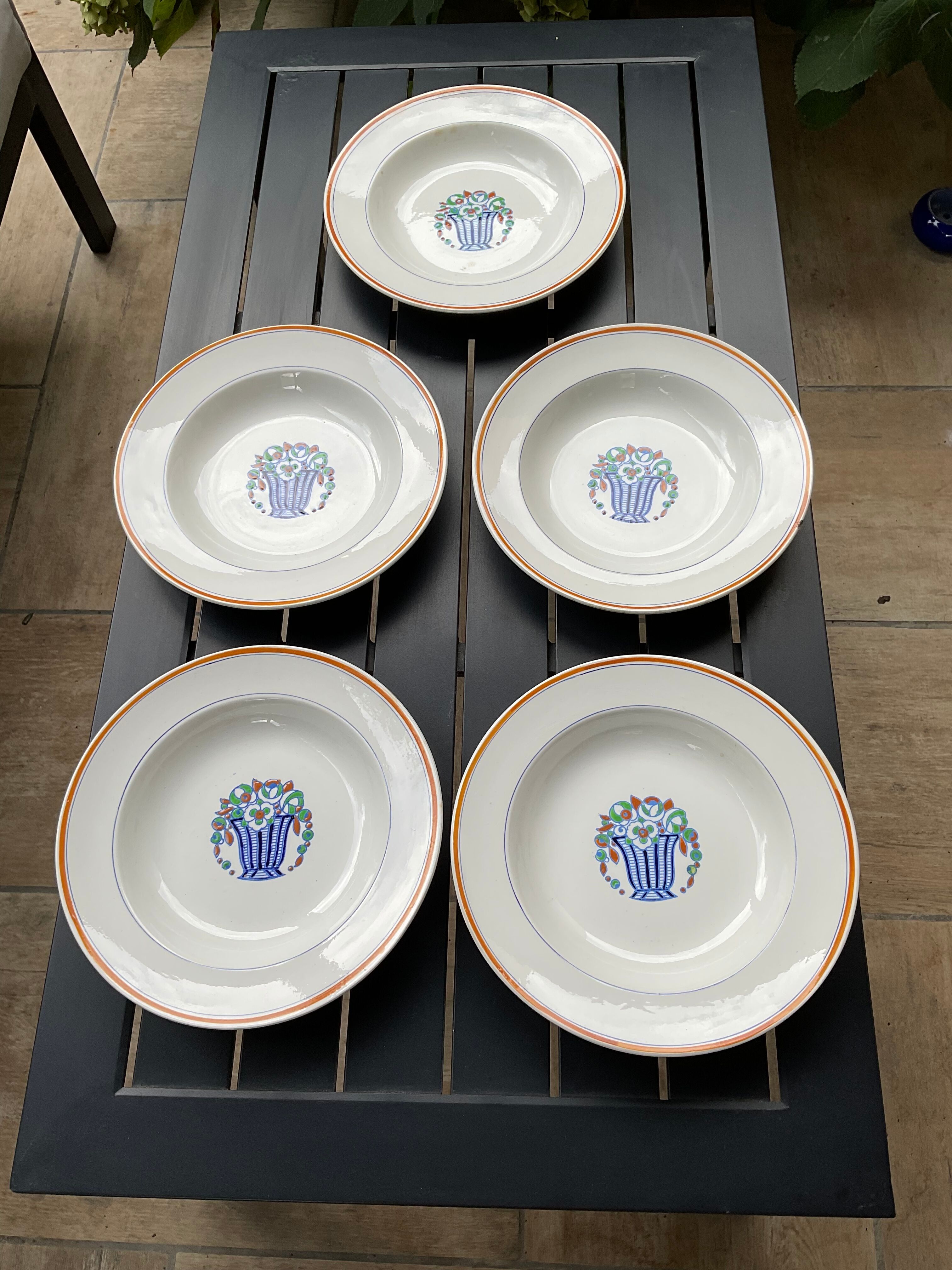 5 art deco hollow plates Boch la Louvière