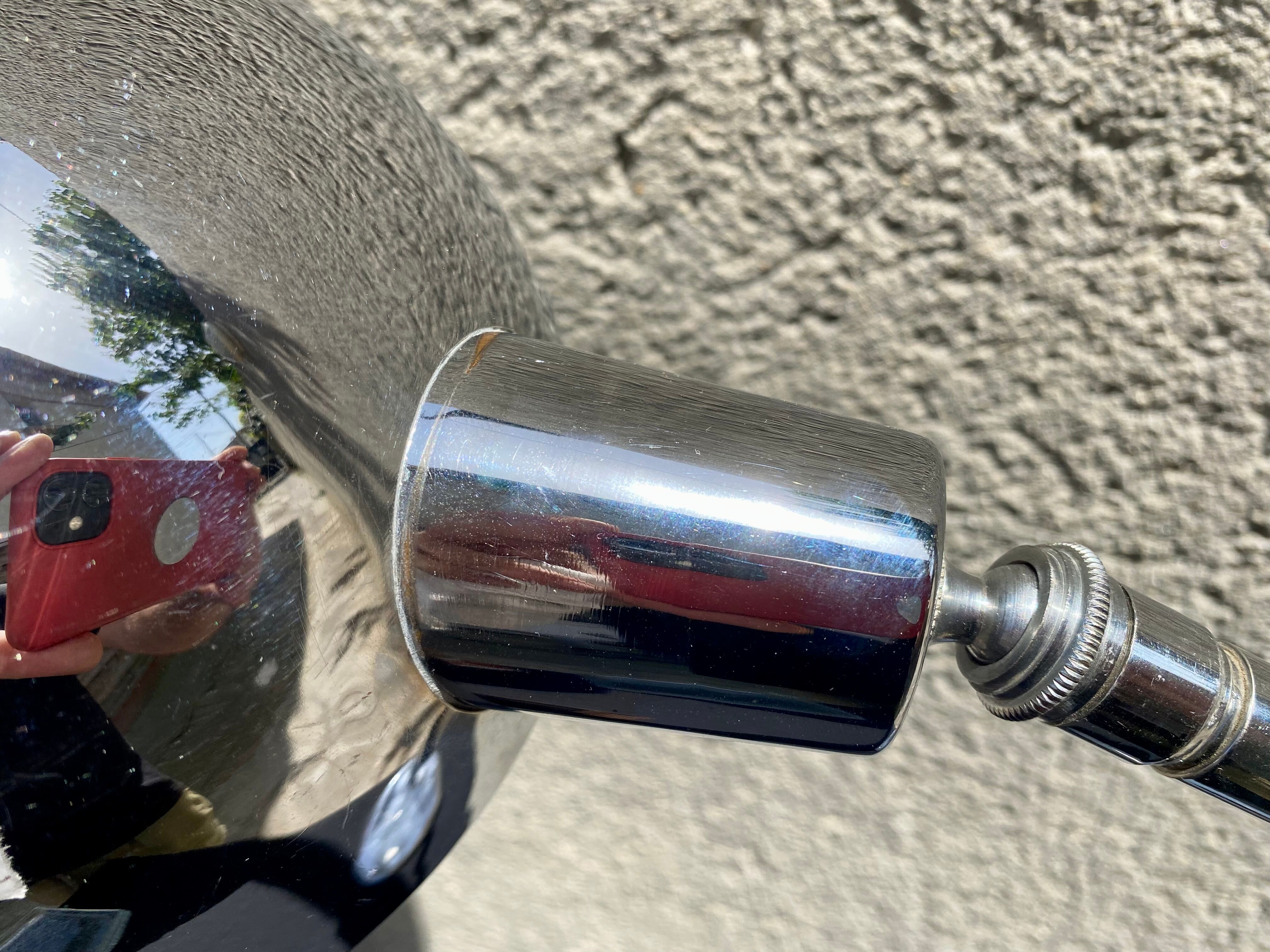 Flexible desk lamp vintage art deco design