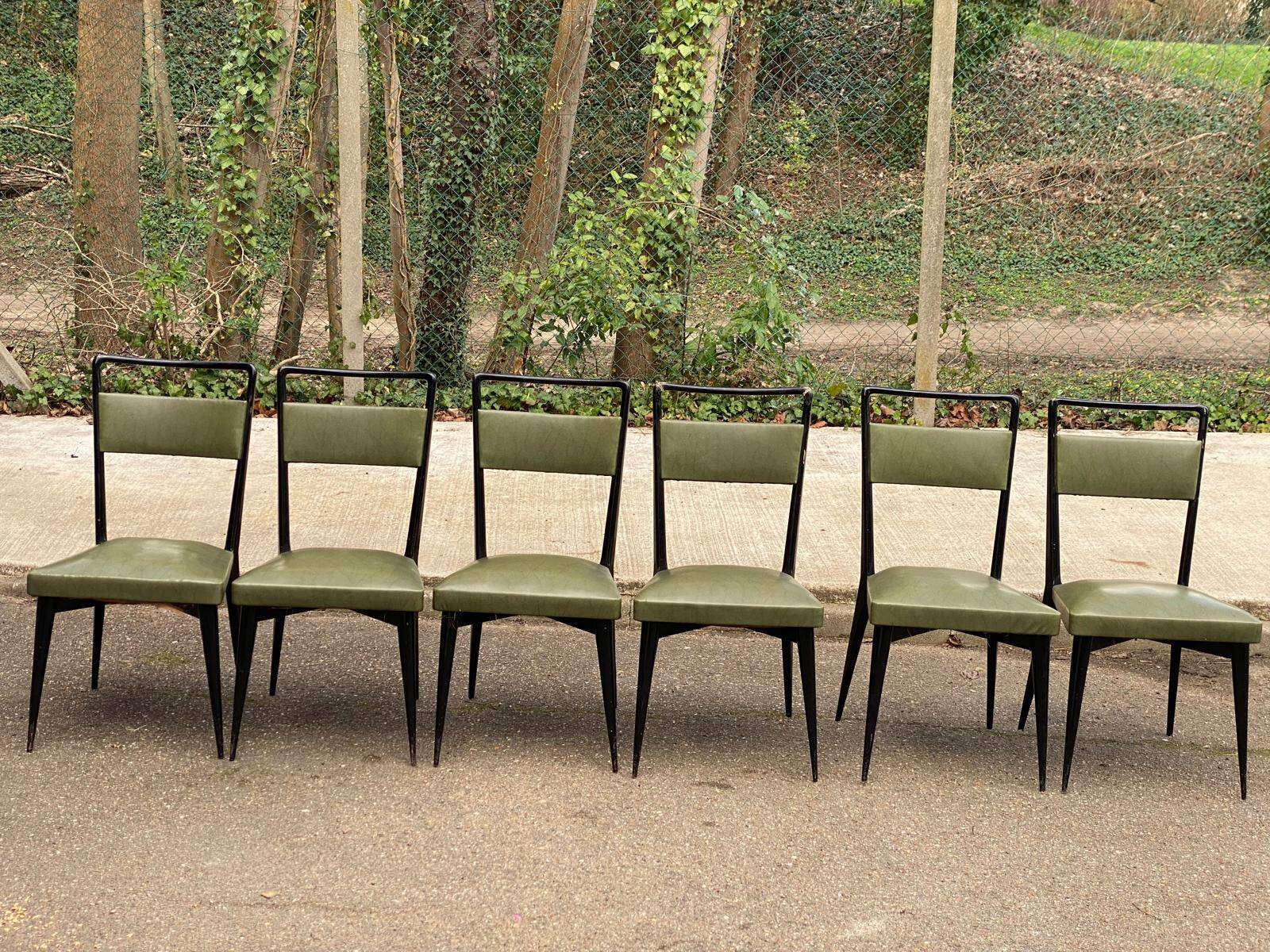 6 Italian design dining chairs in Scandinavian style with wood and olive green leather.