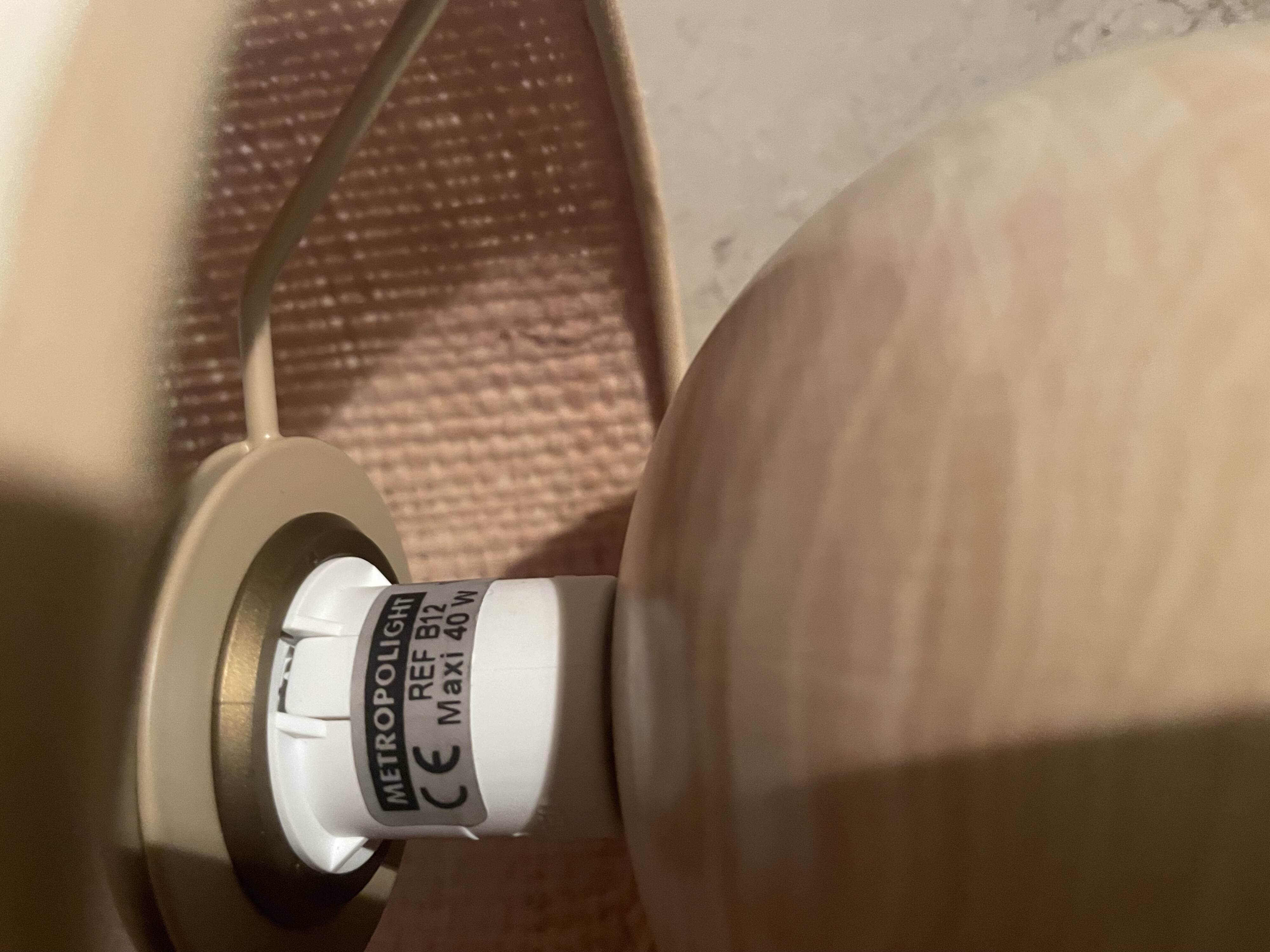 Wooden ball lamp