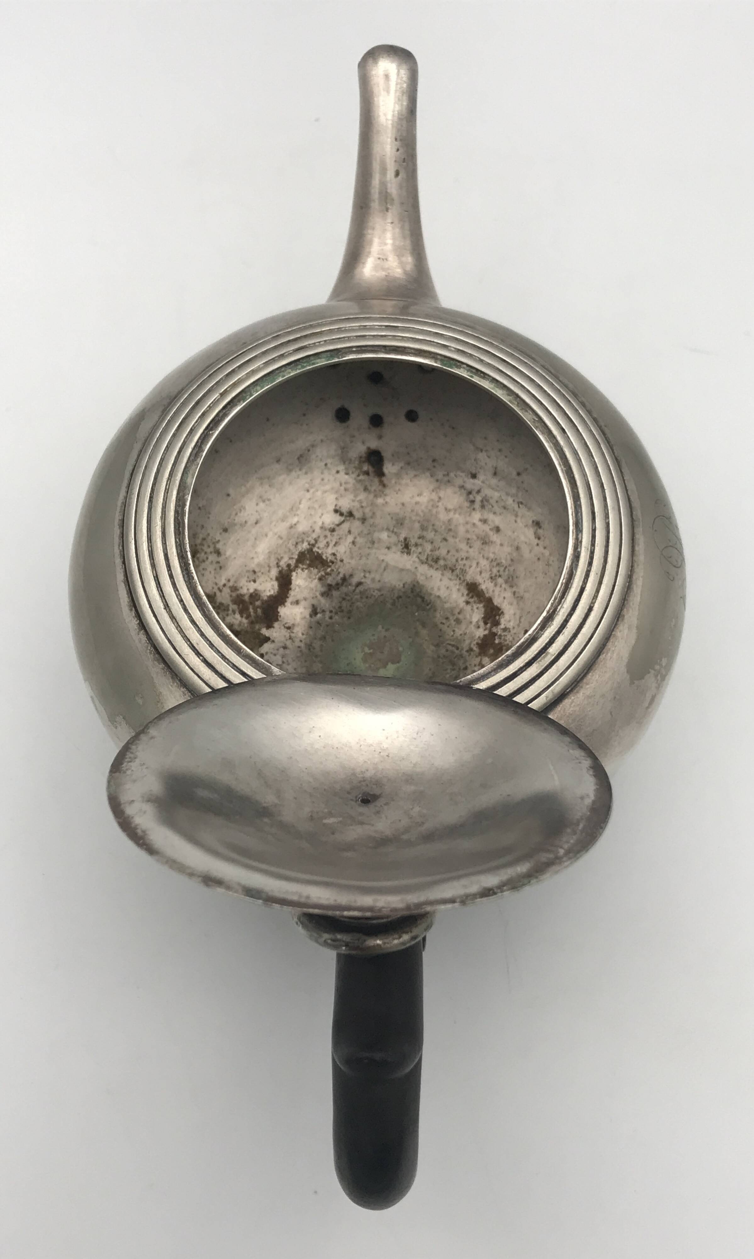 Antique teapot in silver-plated metal with ercuis goldsmith hallmarks