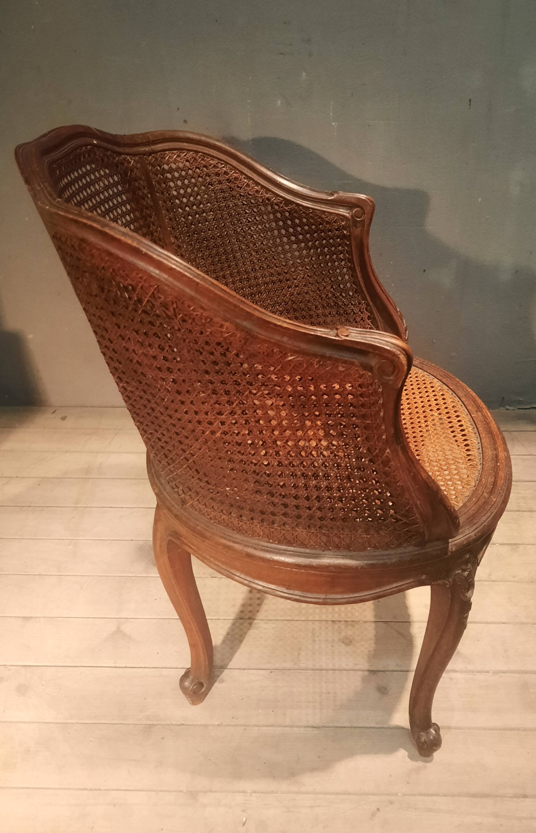 Fauteuil de burreau canné style Louis XV