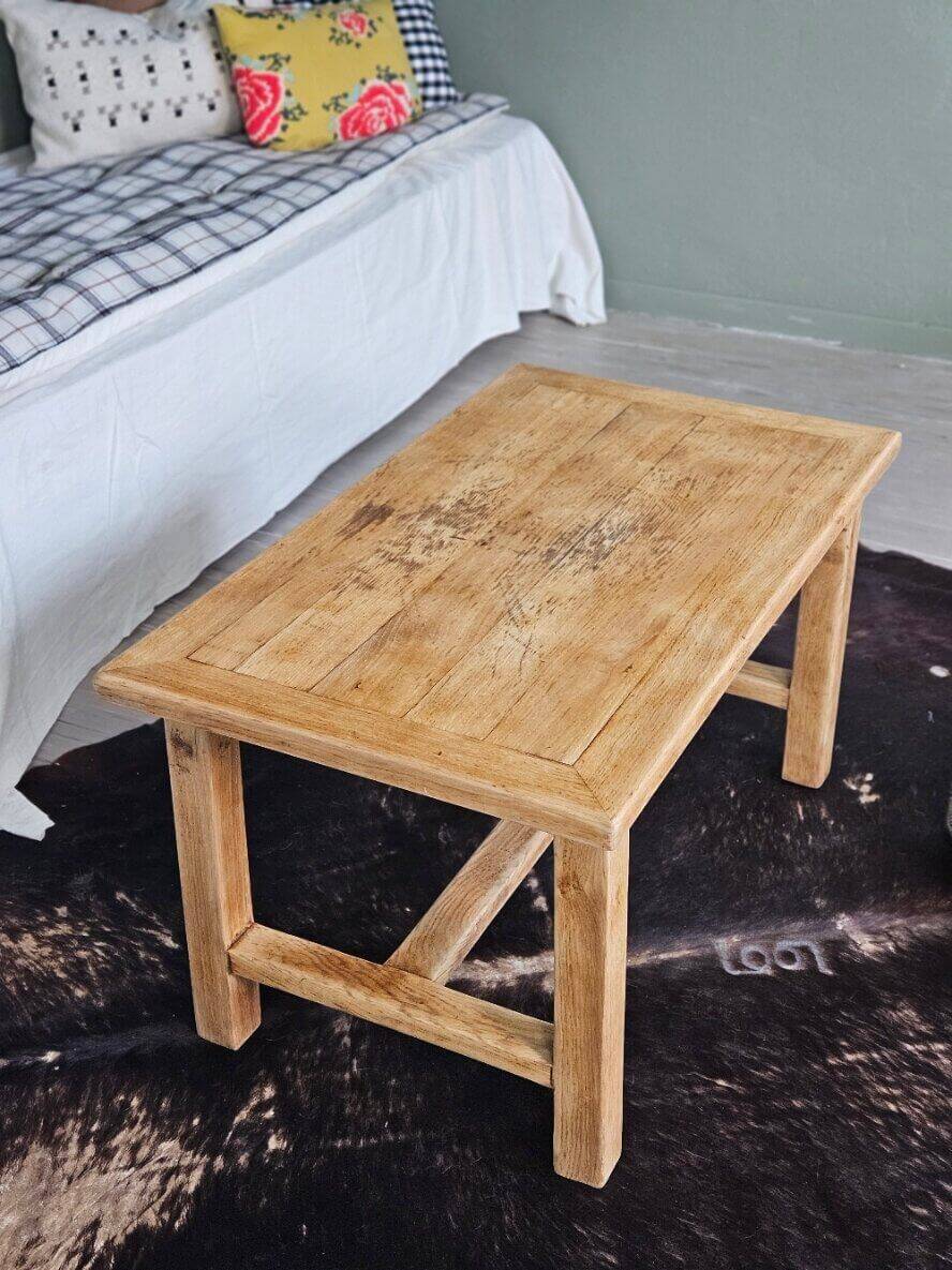 Renovated vintage oak coffee table | Iris