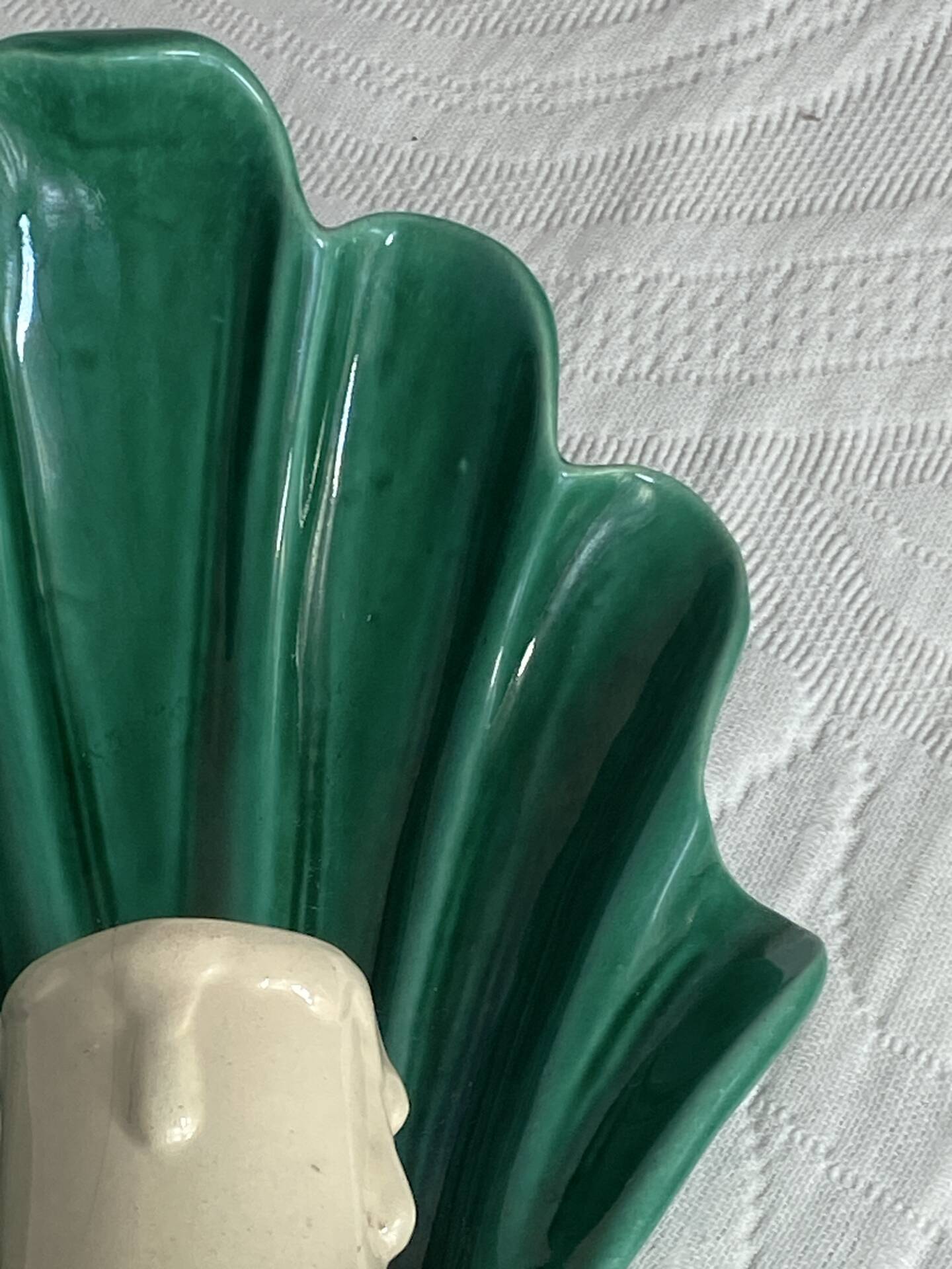 Ceramic shell wall light