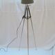 Lampe trépied