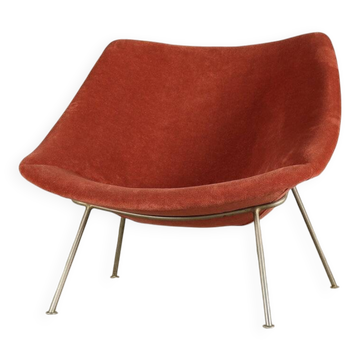 Pierre Paulin for Artifort — F156 “Little Oyster” lounge chair, 1959–1960s