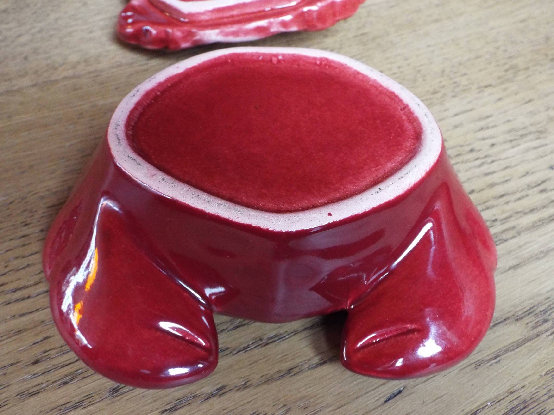 Butter dish Salt shaker Pepper dish