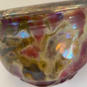 Iridescent ceramic pot