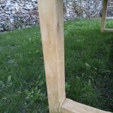 Farm table