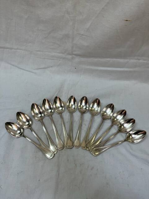 12 silver-plated teaspoons