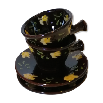 Pair of coffee cups